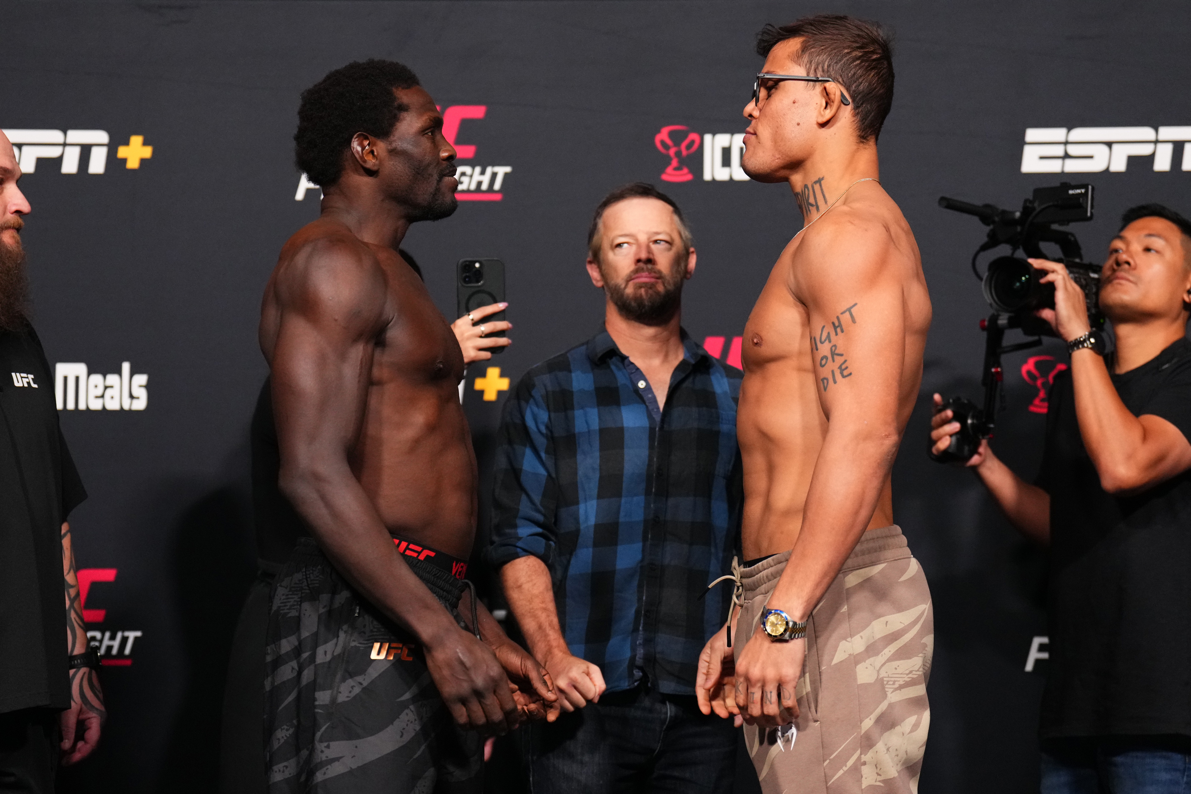 UFC Fight Night: Weigh-Ins